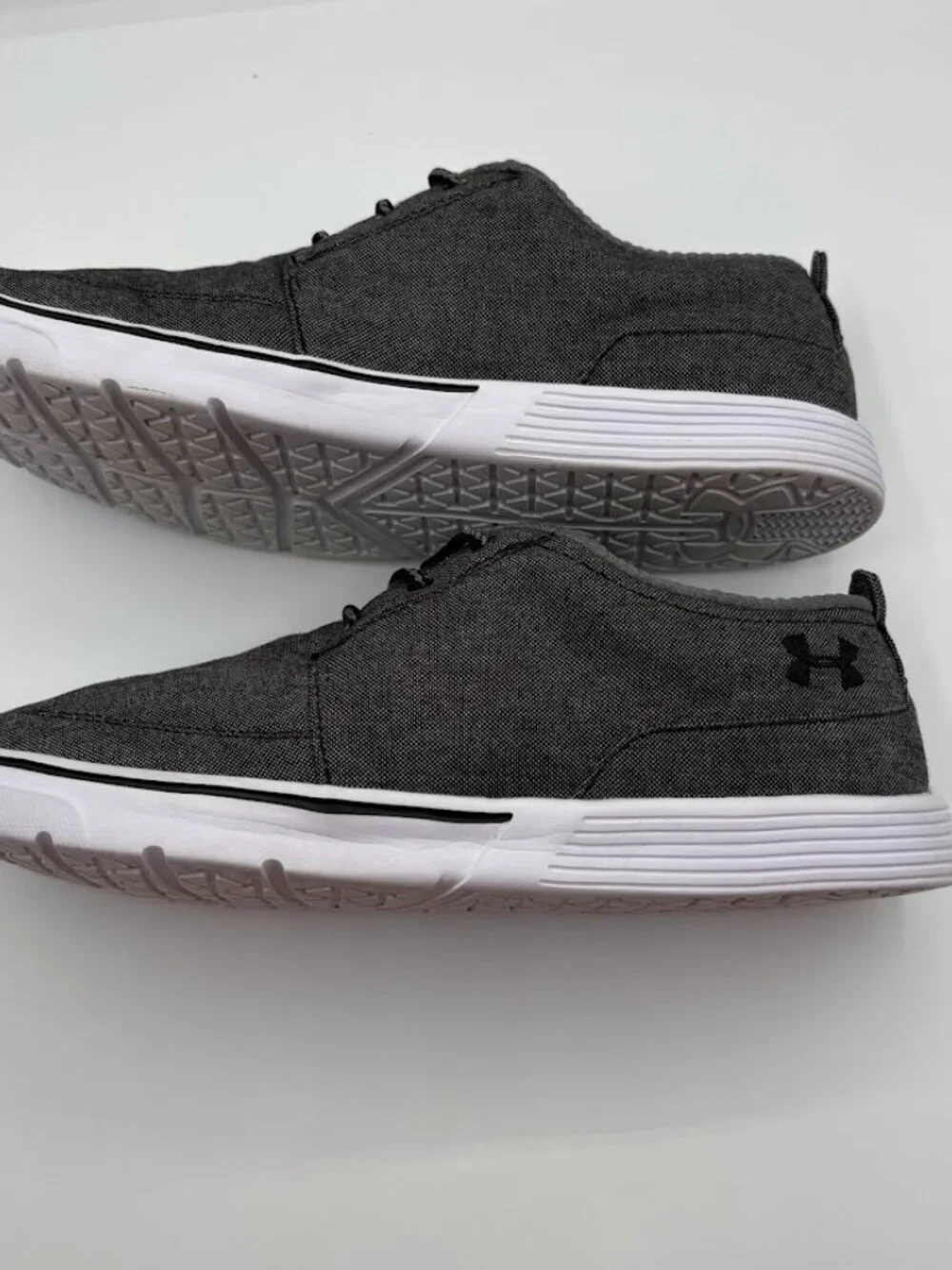 Under Armour Men's Size 10 Street Encounter III canvas slip-on shoe